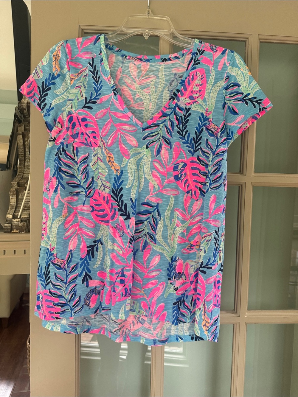 Vibrant Tropical V-Neck Tee in Blue and Pink by Lilly Pulitzer in XS